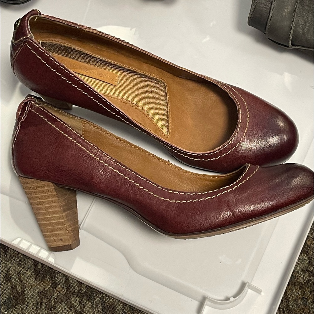 Calvin Klein red pumps